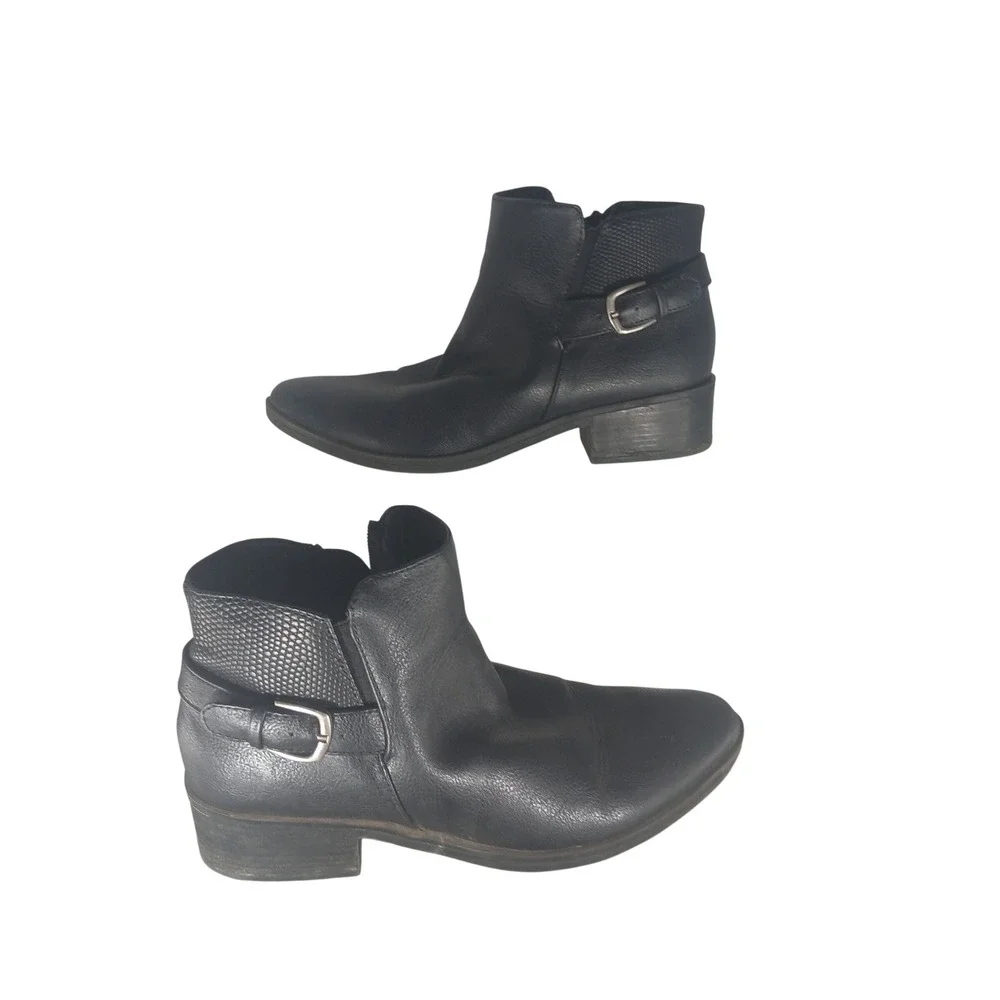 Baretraps Marconi‎ Ankle Boots 7.5M Black Buckle Snakeskin Block Heel Booties